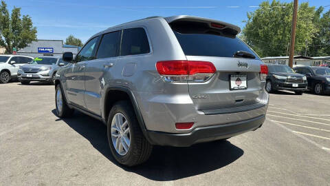 2018 Jeep Grand Cherokee Laredo E