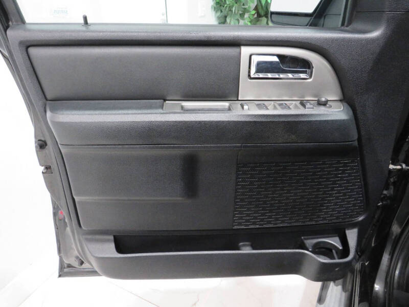 2016 Ford Expedition EL XLT