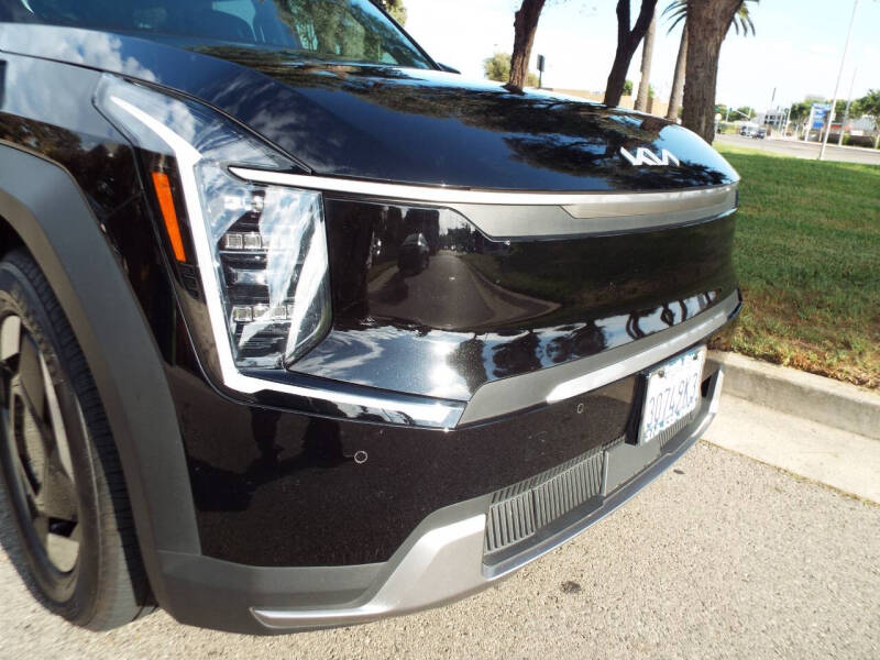 2024 Kia EV9 Light Long Range