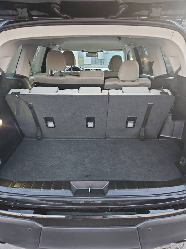 2025 Subaru Ascent Premium 8-Passenger