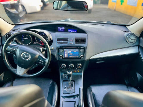 2013 Mazda MAZDA3 i Grand Touring