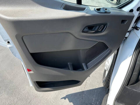 2023 Ford Transit 250