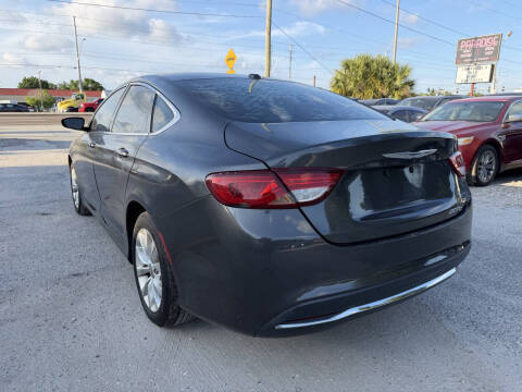 2015 Chrysler 200 C