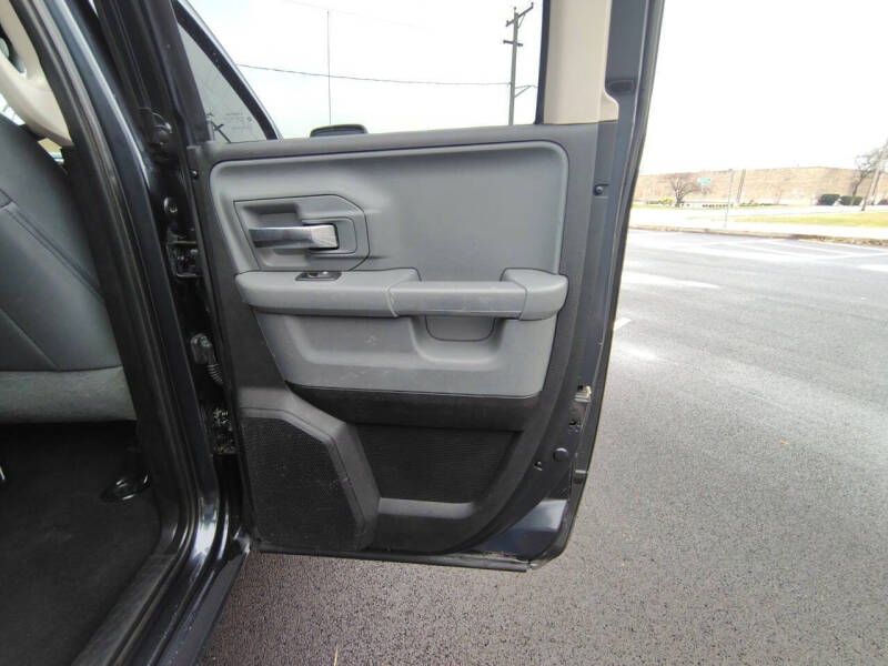 2016 RAM 1500 Big Horn