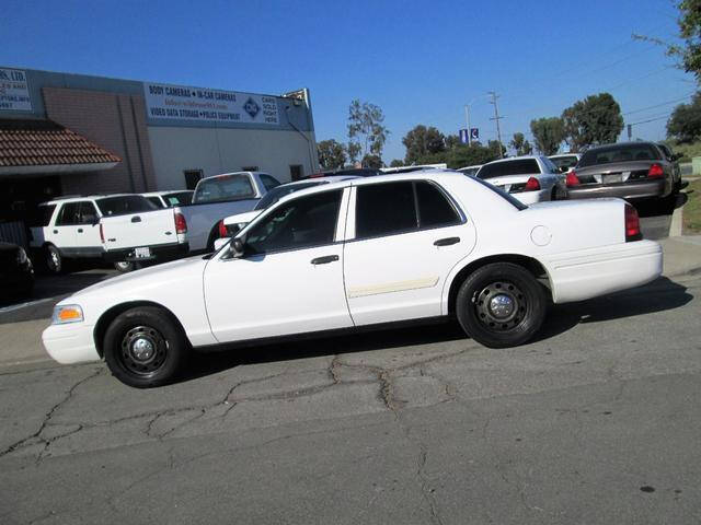 2011 Ford Crown Victoria Police photo 3