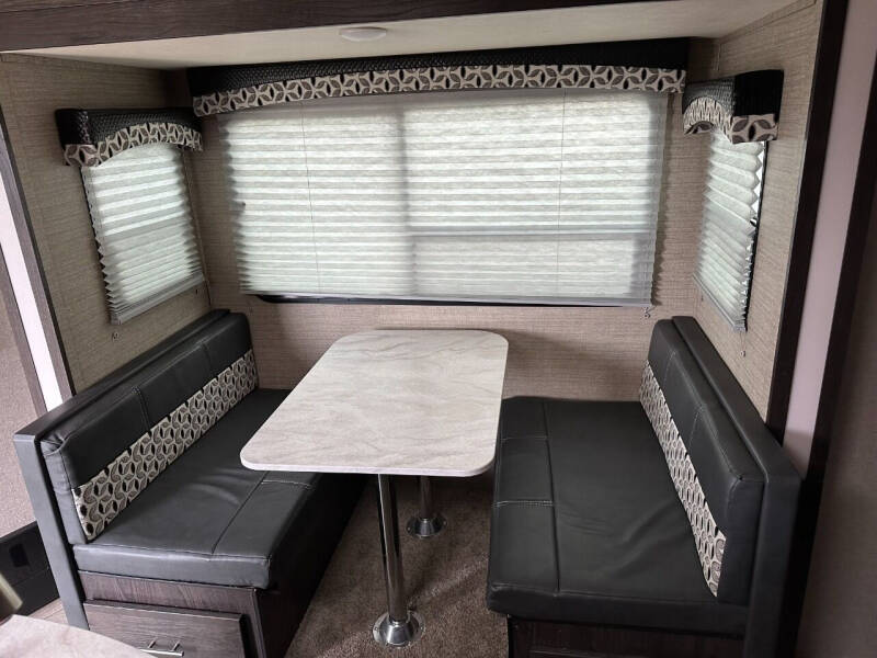 2018 Kodiak 253RBSL