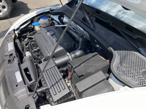 2016 Volkswagen Beetle 1.8T Dune PZEV