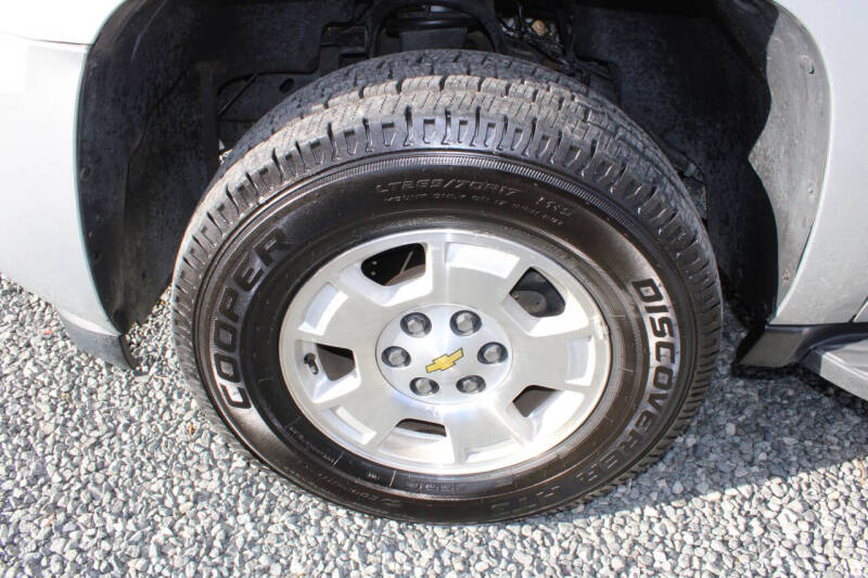 2014 Chevrolet Suburban LS