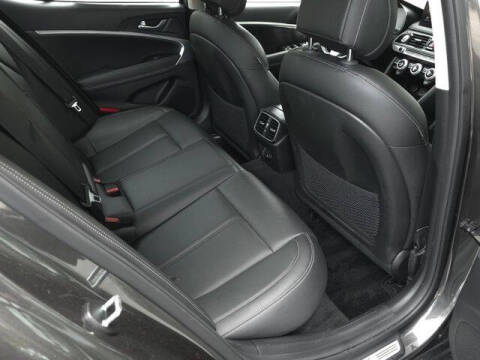 2023 Genesis G70