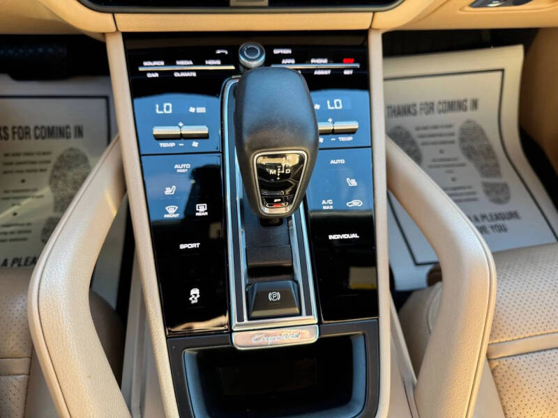 2021 Porsche Cayenne