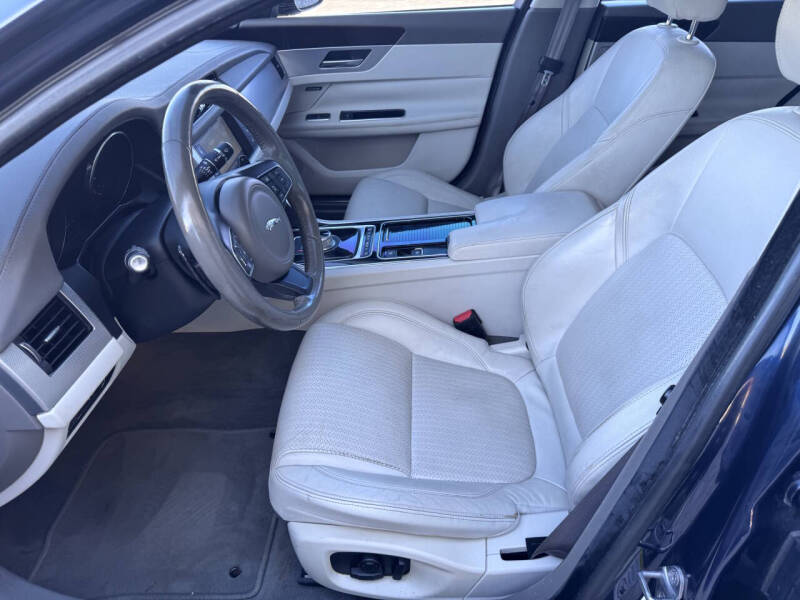 2016 Jaguar XF 35t Prestige