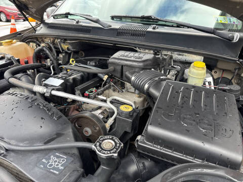 2004 Jeep Grand Cherokee Laredo