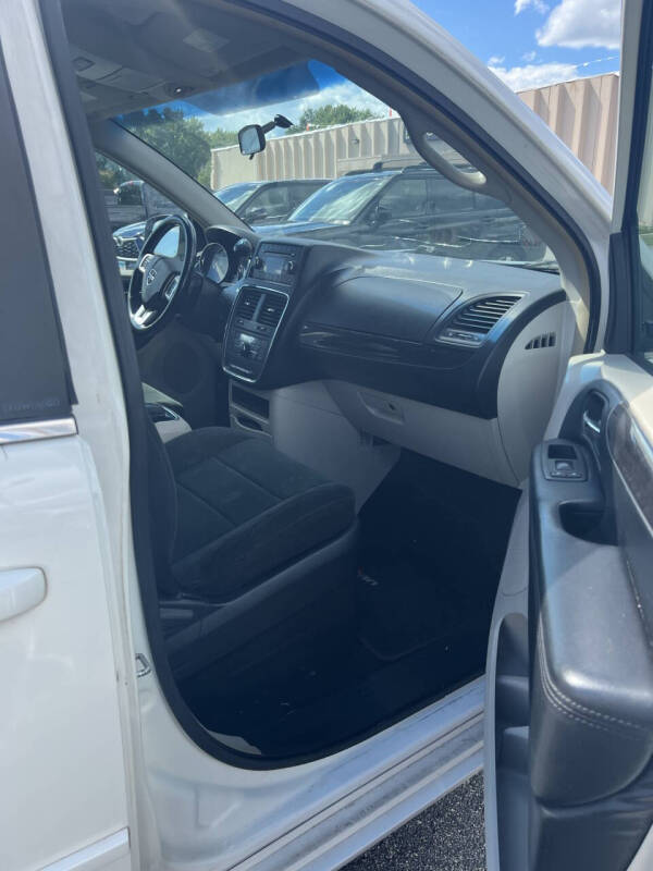 2012 Dodge Grand Caravan Crew