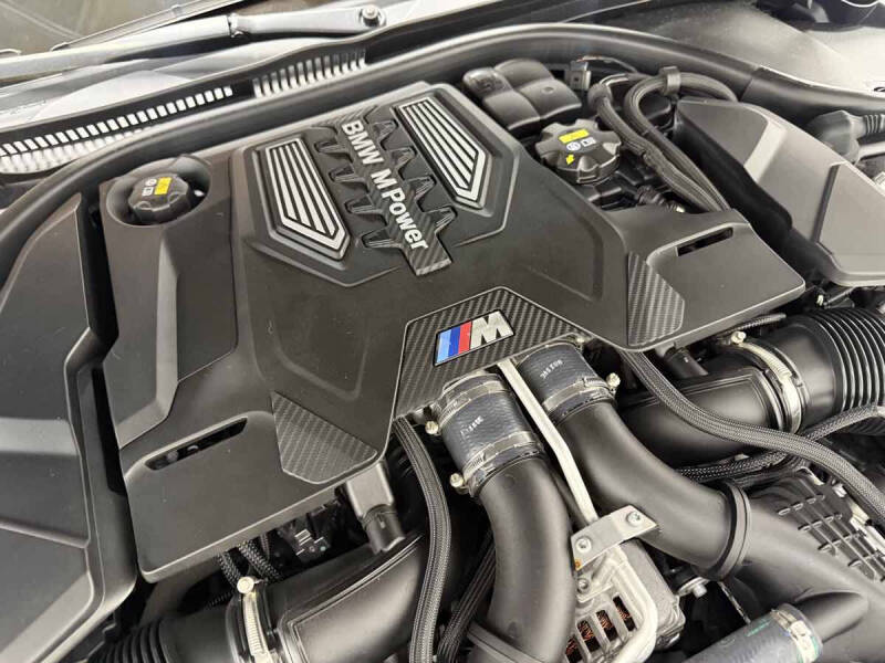 2020 BMW M8