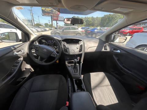 2017 Ford Focus SE