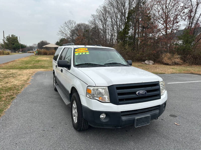 2014 Ford Expedition XL's photo