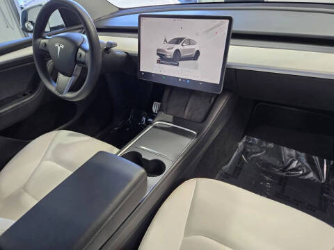 2023 Tesla Model Y Performance