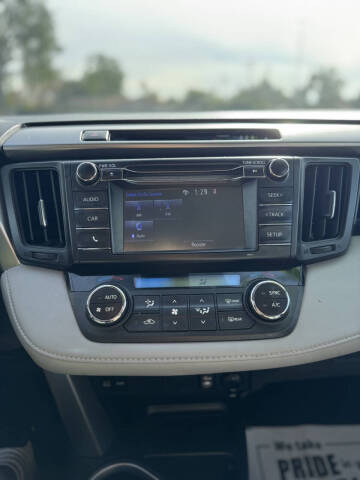 2017 Toyota RAV4 XLE