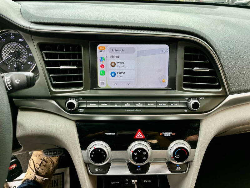 2019 Hyundai Elantra SEL