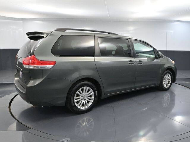 2014 Toyota Sienna