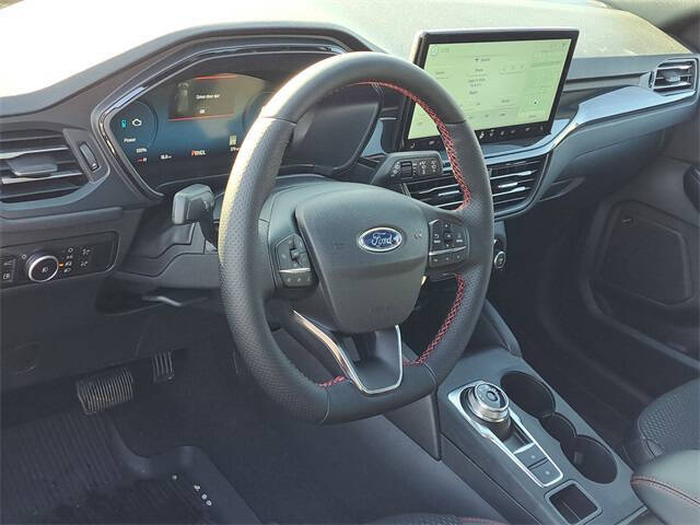 2026 Ford Escape Hybrid ST-Line Select