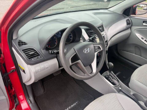2017 Hyundai Accent SE