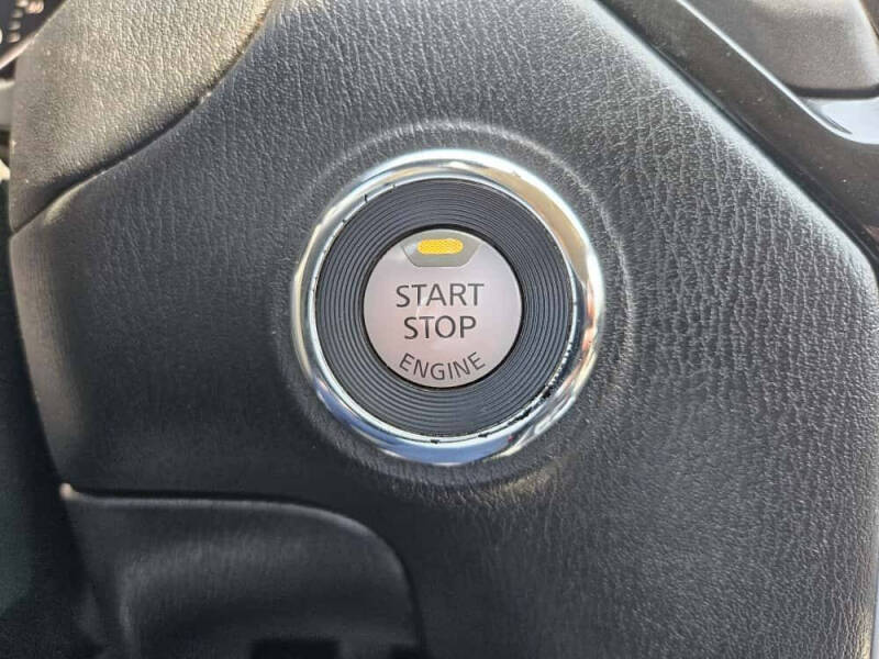 2019 Nissan Pathfinder SV