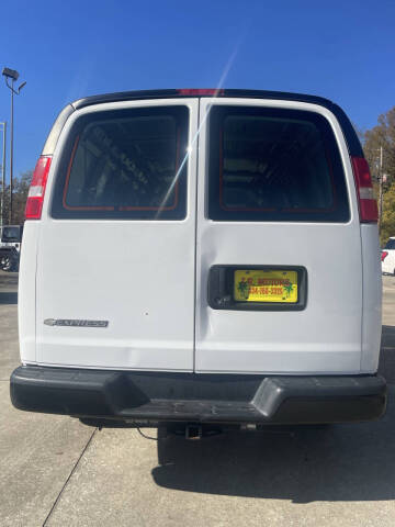 2019 Chevrolet Express 2500