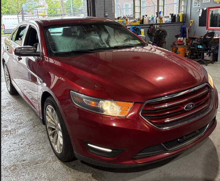 2015 Ford Taurus Limited