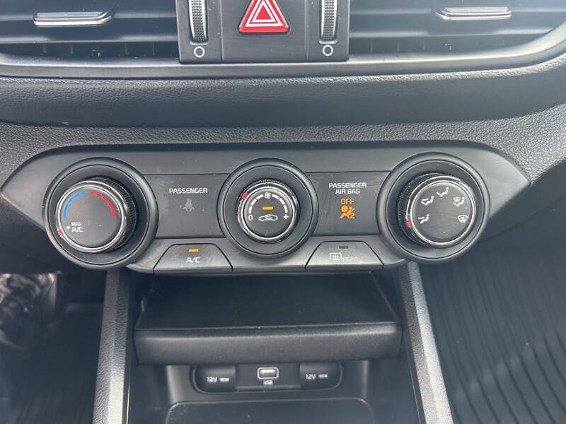 2023 Kia Forte LX
