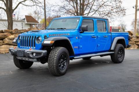 2022 Jeep Gladiator for sale at CROSSROAD MOTORS in Caseyville IL