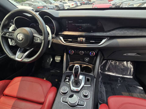 2024 Alfa Romeo Stelvio Sprint