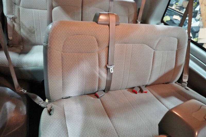 2017 GMC Savana LS 3500