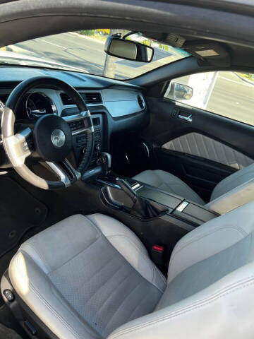 2014 Ford Mustang V6