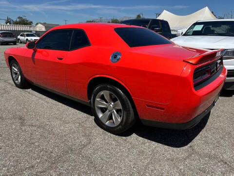 2021 Dodge Challenger SXT