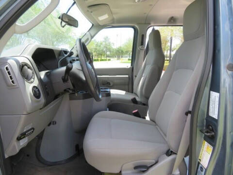 2013 Ford E-Series E-150 XLT