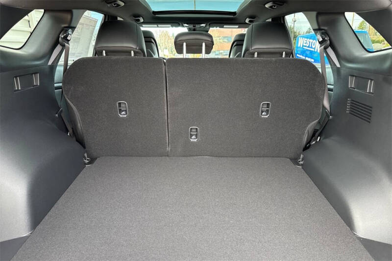 2026 Kia Sportage Plug-In Hybrid X-Line