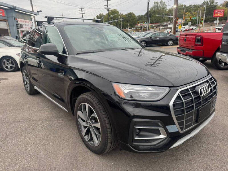 2021 Audi Q5 Premium Plus's photo