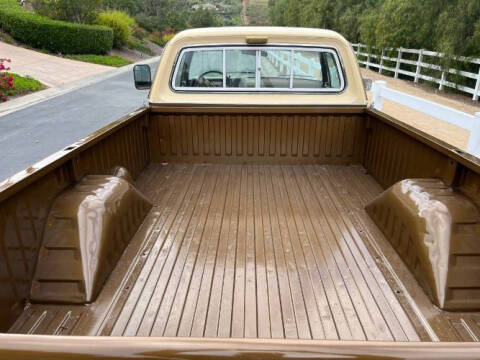 1974 Dodge D200 Pickup