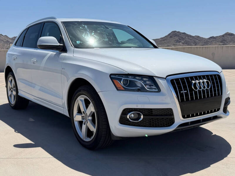 2012 Audi Q5 3.2 quattro Premium Plus