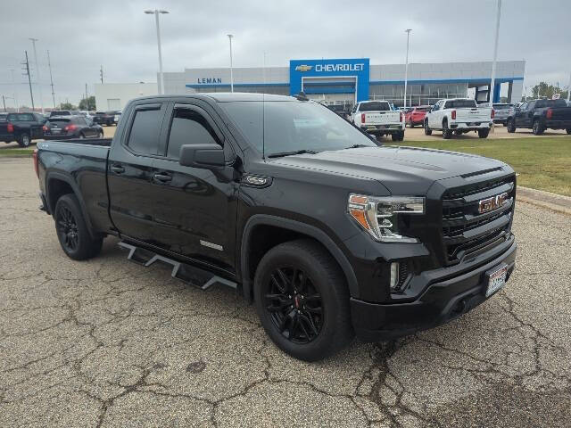 Used 2020 GMC Sierra 1500 Elevation with VIN 1GTR9CED3LZ230786 for sale in Bloomington, IL