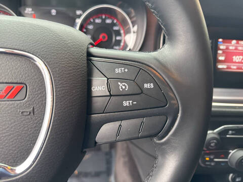 2016 Dodge Charger SE