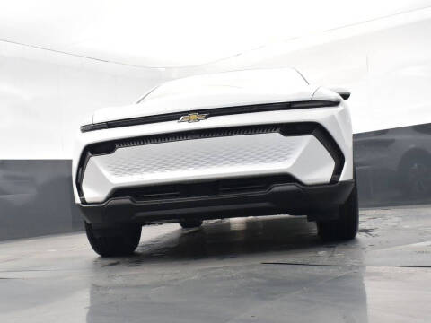 2026 Chevrolet Equinox EV LT 2