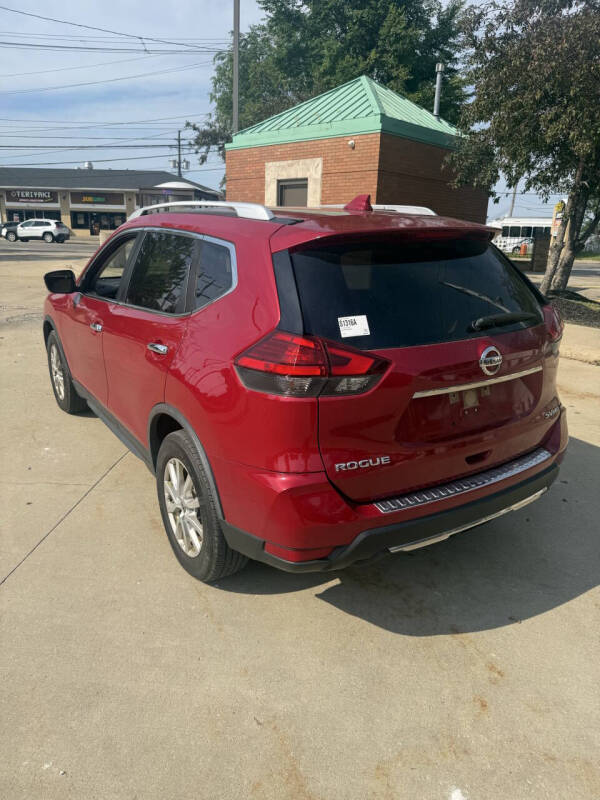 2017 Nissan Rogue SL