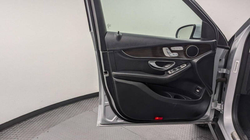 2016 Mercedes-Benz GLC GLC 300 4MATIC