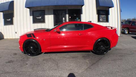2018 Chevrolet Camaro for sale at Wholesale Outlet in Roebuck SC