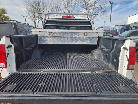 2011 Nissan Titan SV