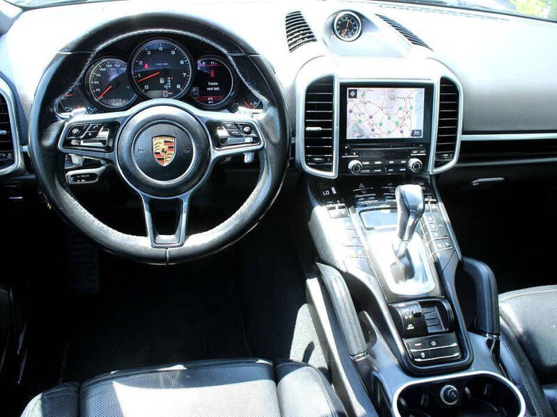 2017 Porsche Cayenne