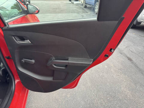 2012 Chevrolet Sonic LS