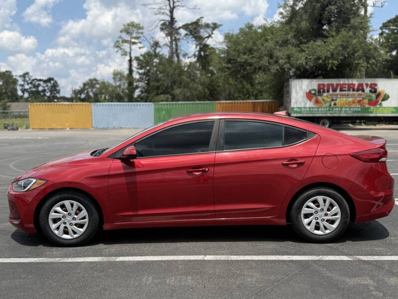2017 Hyundai Elantra SE